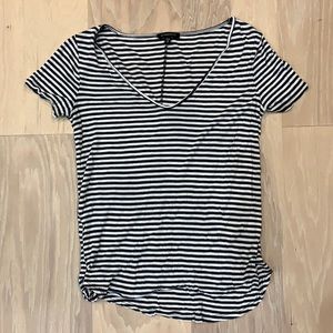 Dynamite striped v-neck t-shirt - Size Extra small